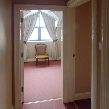 Ostan Oilean Acla Hotel